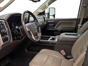 جي إم سي سييرا الداخلية 