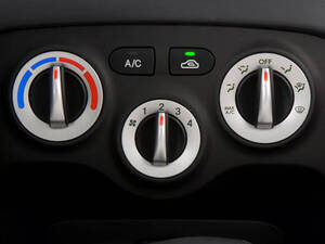 هيونداي أكسنت الداخلية 