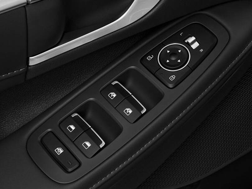 Hyundai Sonata Interior 