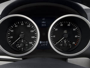 مرسيدس بنز SLK Class الداخلية 