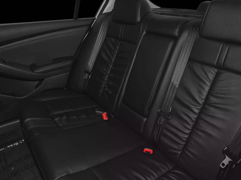 نيسان التيما الجيل الثالث (L31) الداخلية 