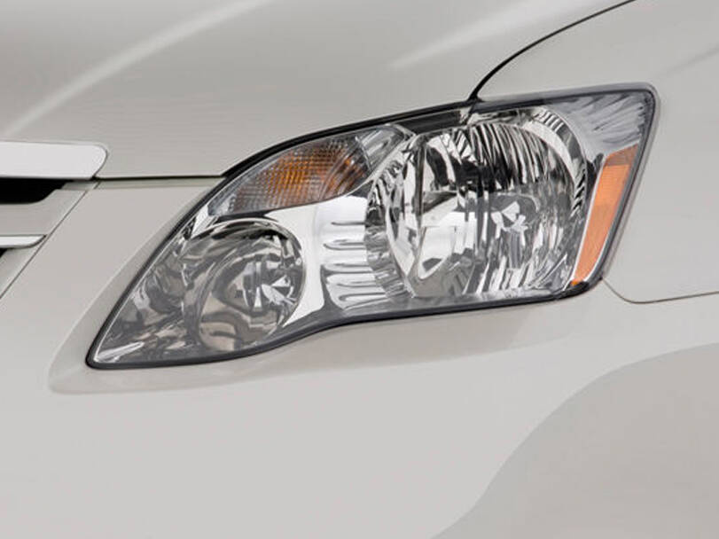 تويوتا أفالون الجيل الثالث (XX30) الخارجية 