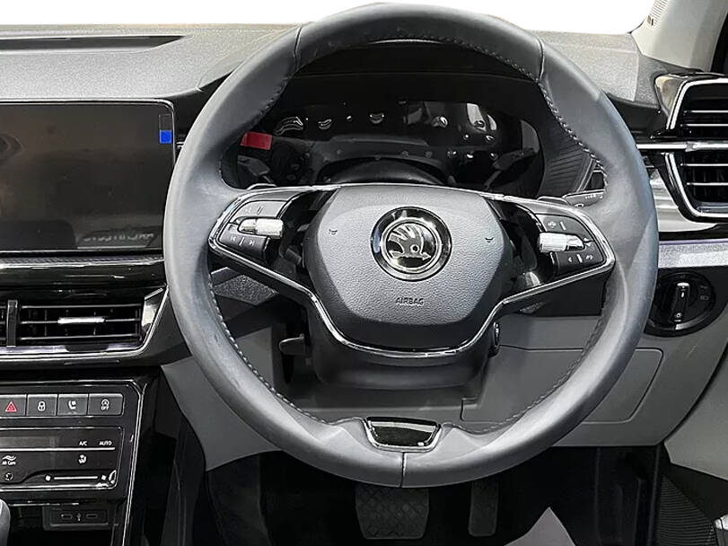 شكودا كوشاك 2026 الداخلية Steering Wheel