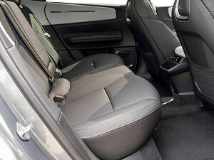 بولستار 4 الداخلية 