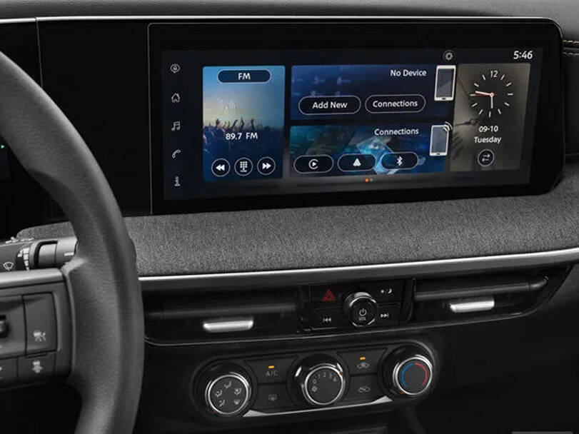 نيسان كيكس الداخلية 