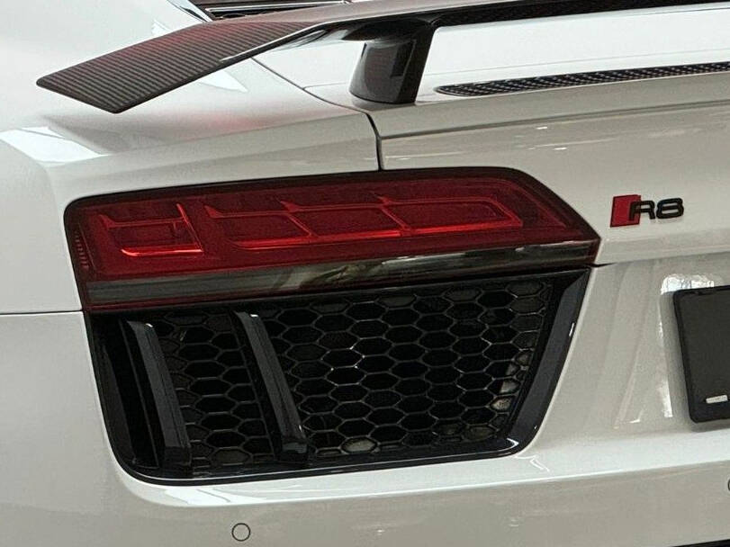 Audi R8 Exterior 