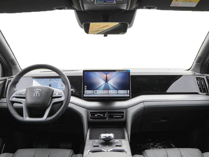 BYD Song L 2025 Interior 