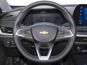 Chevrolet Menlo Interior 