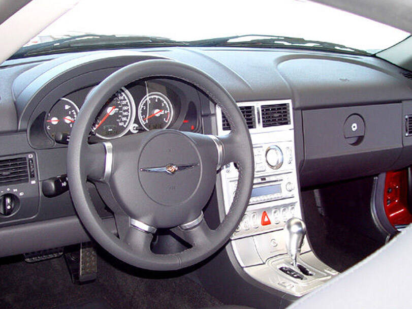 Chrysler Crossfire Interior 
