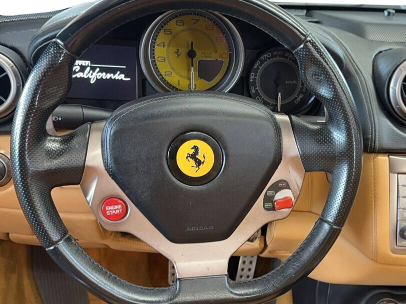 Ferrari California Interior 
