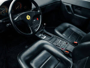 Ferrari Mondial Interior 