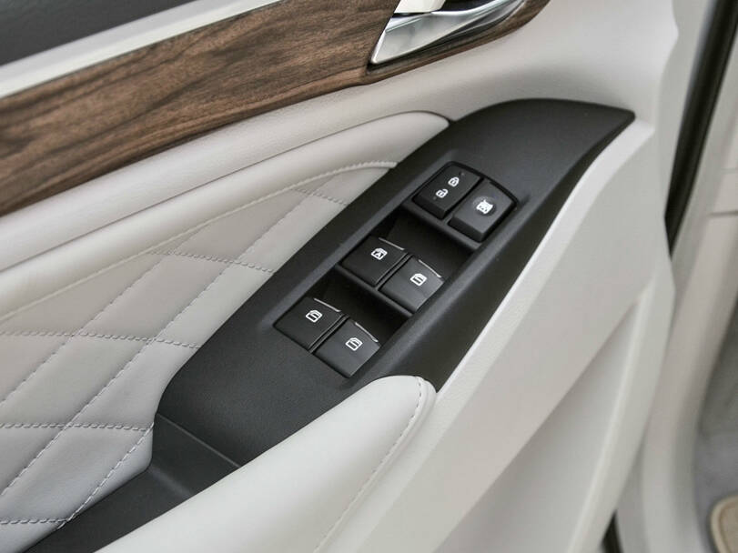 جي إيه سي GN8 الداخلية 