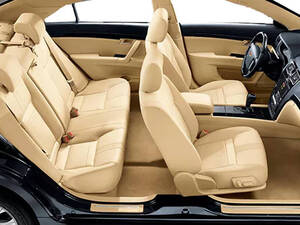 جيلي إمجراند 8 الداخلية 