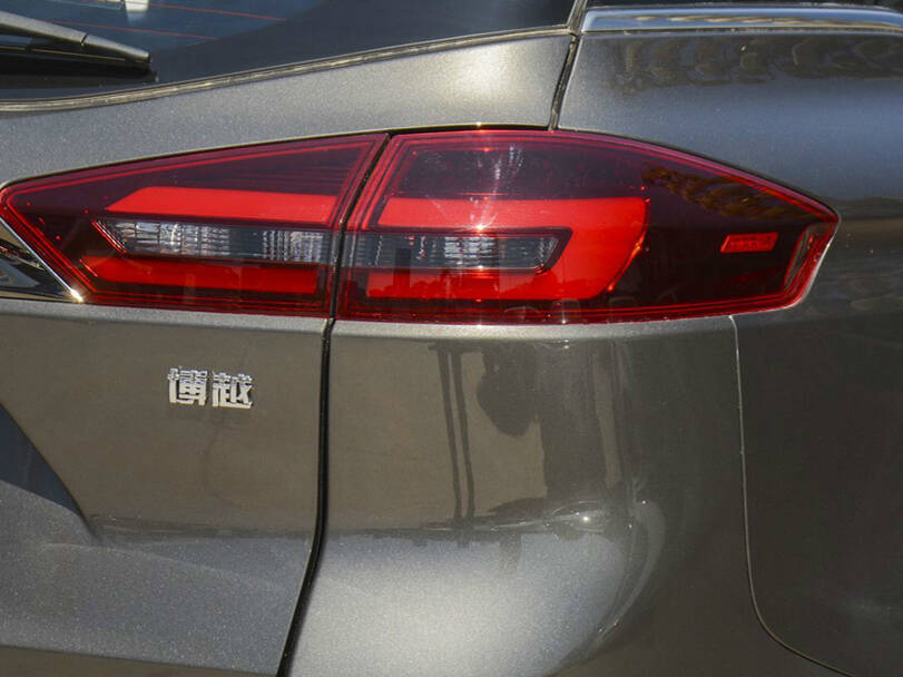 جيلي ستاراي الجيل الأول (NL3) الخارجية 