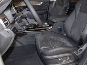 هونغ تشي HS7 الداخلية 