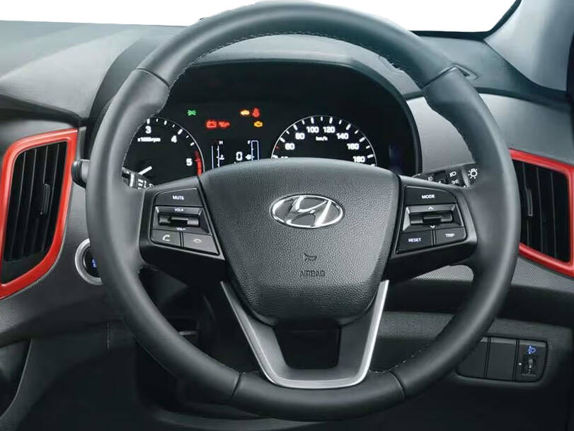 هيونداي جراند كريتا الجيل الأول (GS) الداخلية 