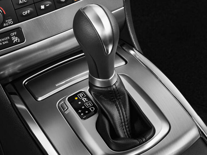 Infiniti Q60 Interior 