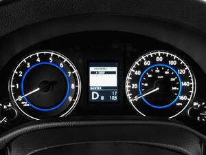 إنفينيتي Q60 الداخلية 