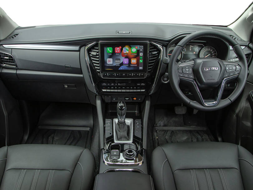 Isuzu Mu-X Interior 