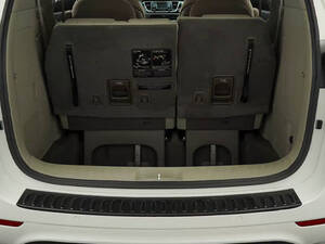 Kia Grand Carnival Exterior 