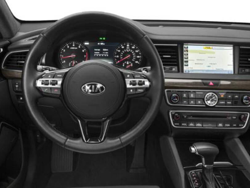 Kia K7 Interior 