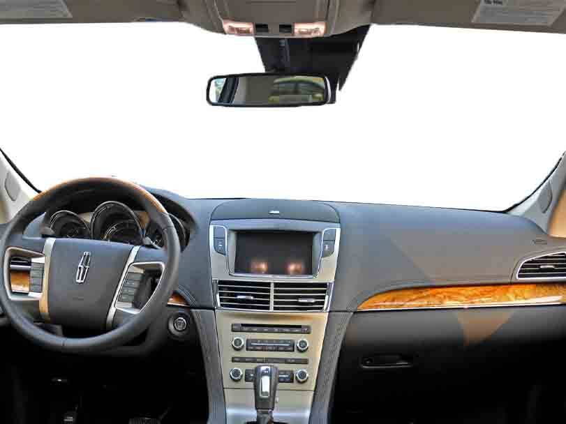 Lincoln MKT Interior 