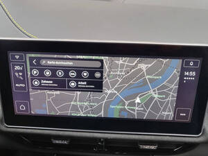 لوتس إميرا الداخلية 