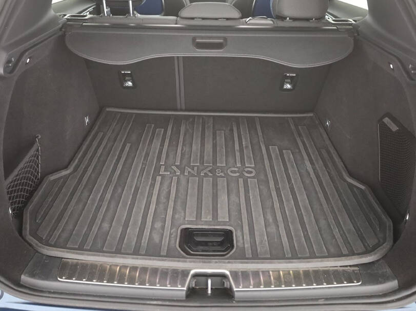 Lynk & Co 1 Exterior 