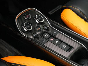 ماكلارين 600LT الداخلية 