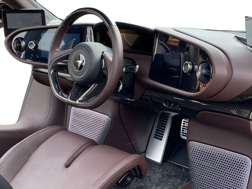 McLaren Speedtail Interior 