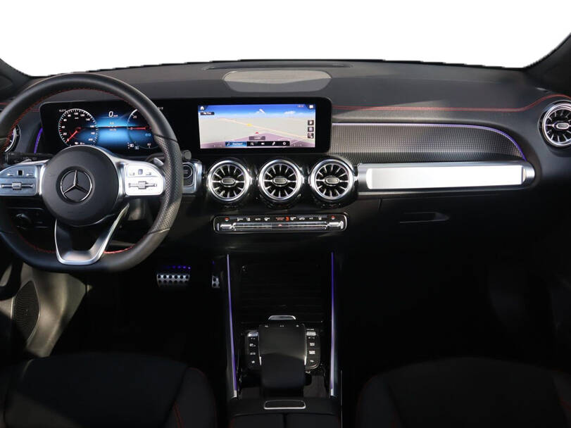 Mercedes Benz EQB Interior 