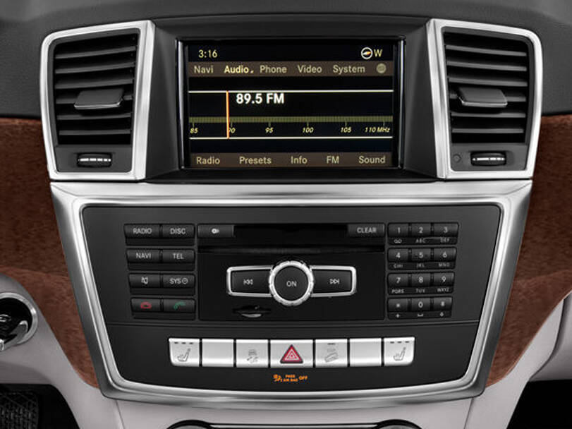 مرسيدس بنز ML Class الداخلية 