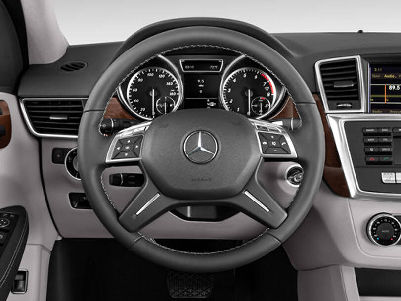 مرسيدس بنز ML Class الداخلية 