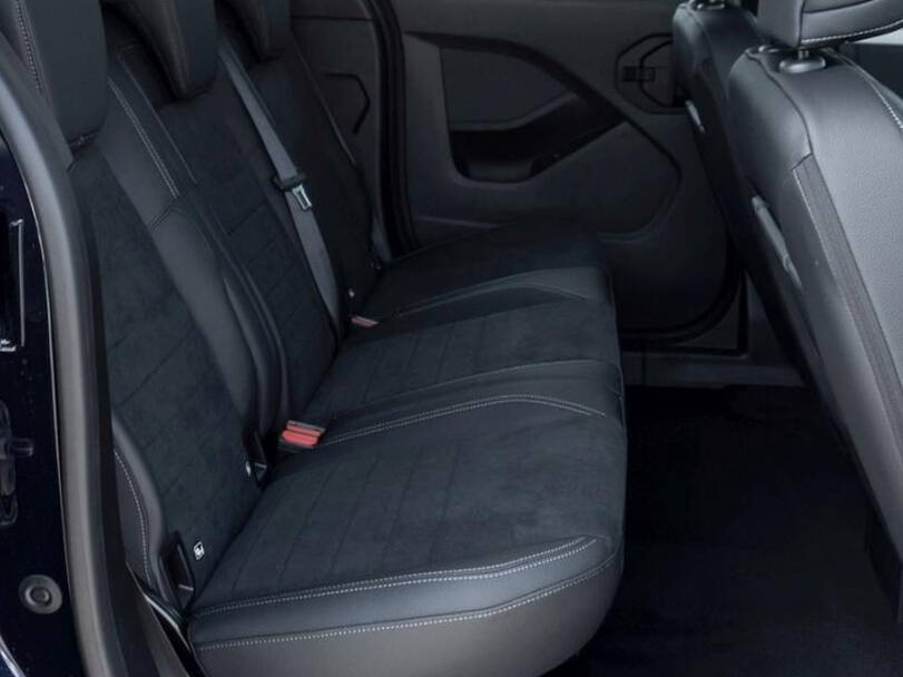 مرسيدس بنز T Class الداخلية 