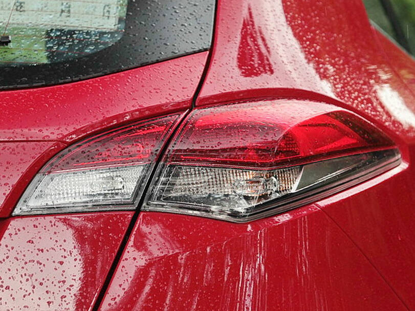 إم جي 5 الجيل الأول الخارجية 