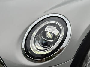 ميني SE إي في الخارجية 