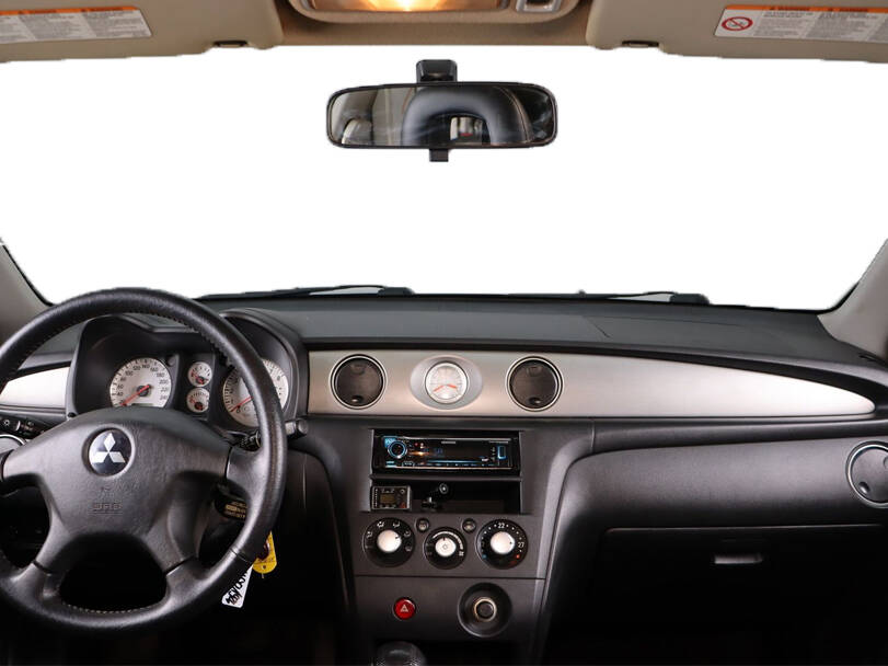 ميتسوبيشي إيرتريك الجيل الأول الداخلية 