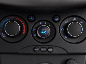 ميتسوبيشي إكليبس الداخلية 