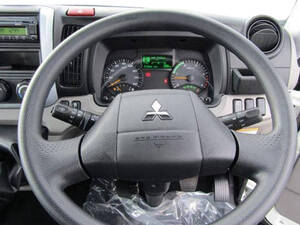 Mitsubishi Fuso Interior 