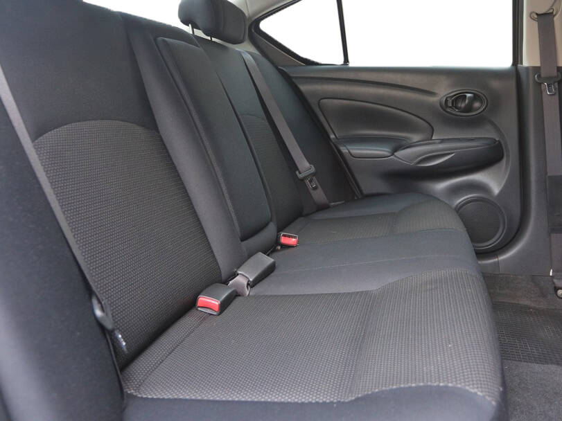 Nissan Almera Interior 