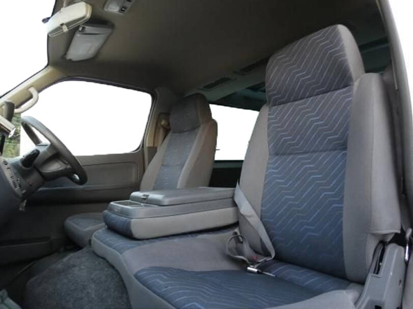 Nissan Caravan 4th (E25) Generation Interior 