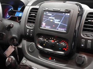 أوبل فيفارو الداخلية 