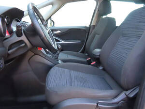 أوبل زافيرا الداخلية 