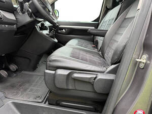Peugeot Traveller Interior 