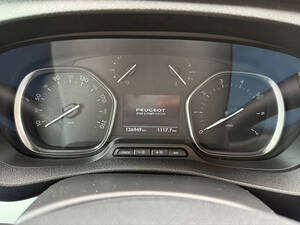 Peugeot Traveller Interior 