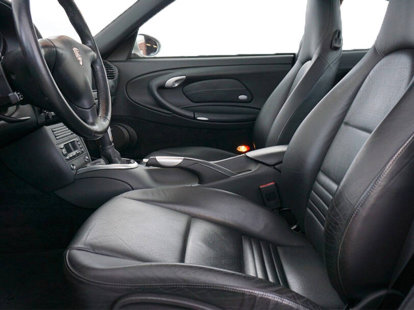 بورشه 996 الداخلية 