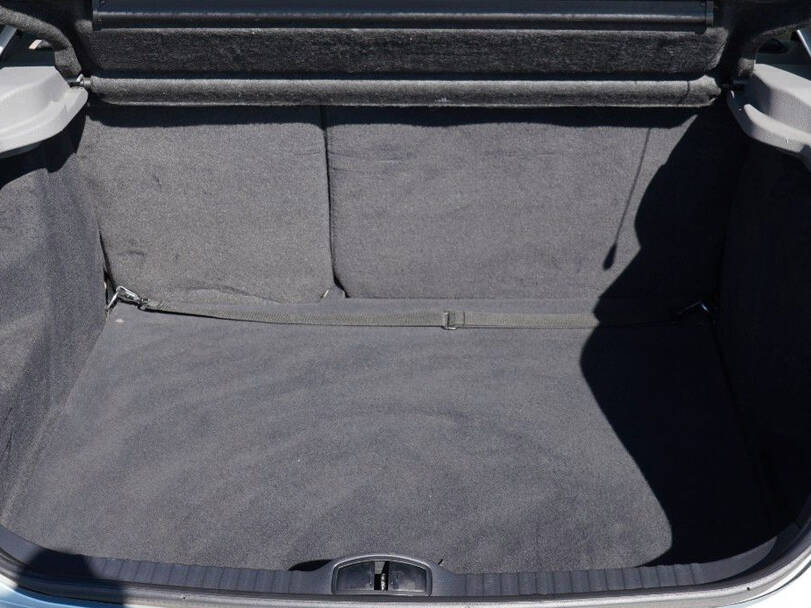 رينو لاجونا الخارجية 