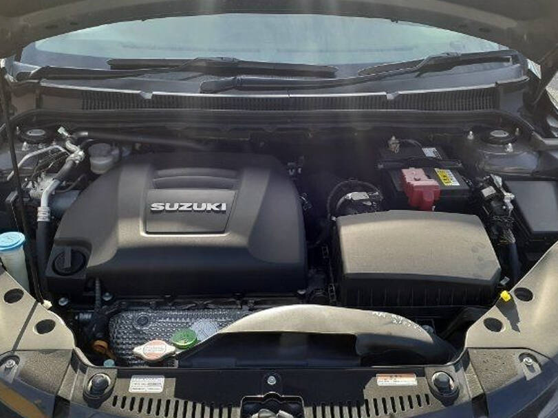 Suzuki Kizashi Exterior 