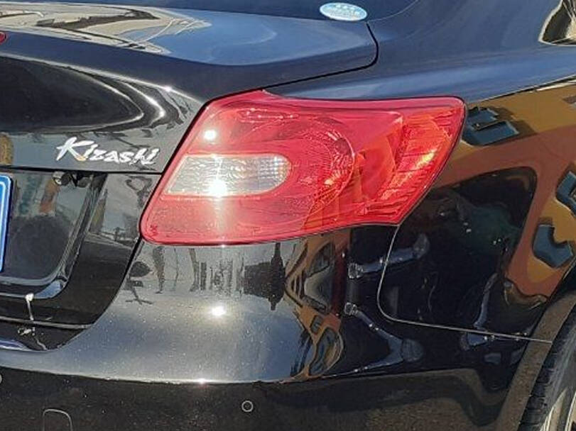 Suzuki Kizashi Exterior 