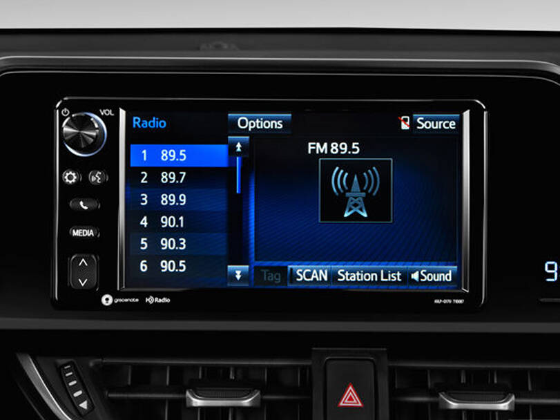 Toyota Izoa Interior 